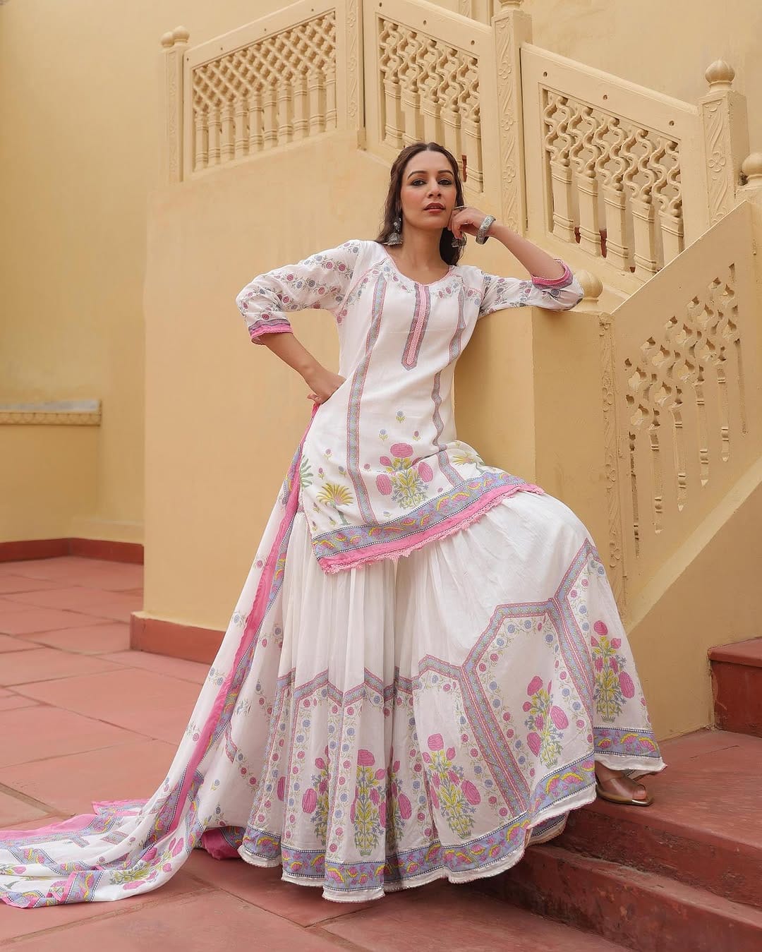 শারারা থ্রিপিস সেট