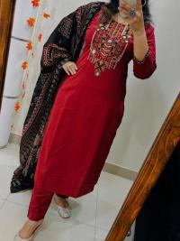 Red/ Black Viral Three pics Set